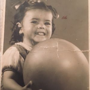 Meet your Posher, Elizabeth